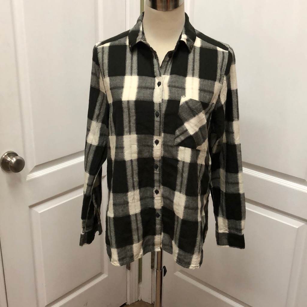 Zara Basic Top. (44)